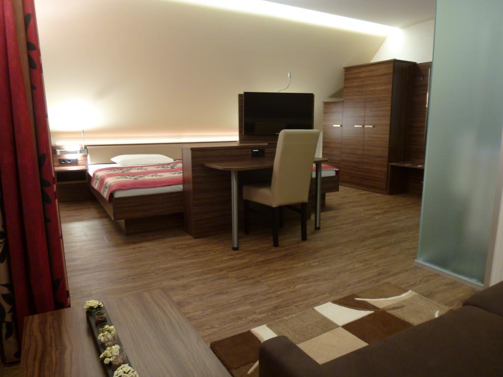 Pension Seiboldsmuehle Heideck Room photo